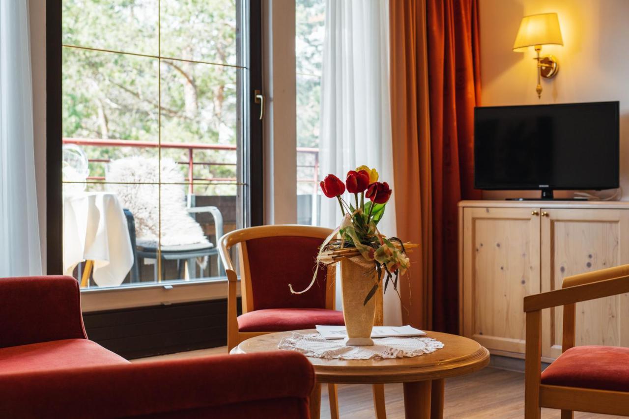 Hotel Garni Alpenruh-Micheluzzi ザーファウス エクステリア 写真