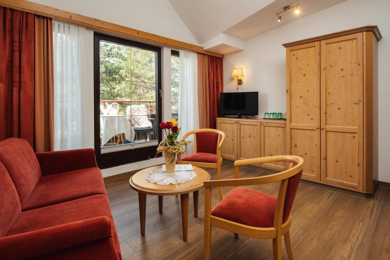 Hotel Garni Alpenruh-Micheluzzi ザーファウス エクステリア 写真