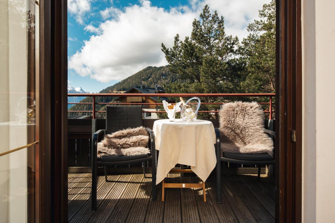 Hotel Garni Alpenruh-Micheluzzi ザーファウス エクステリア 写真