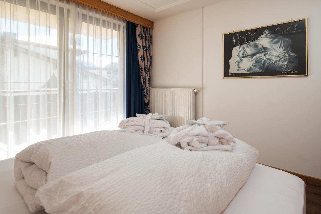 Hotel Garni Alpenruh-Micheluzzi ザーファウス エクステリア 写真
