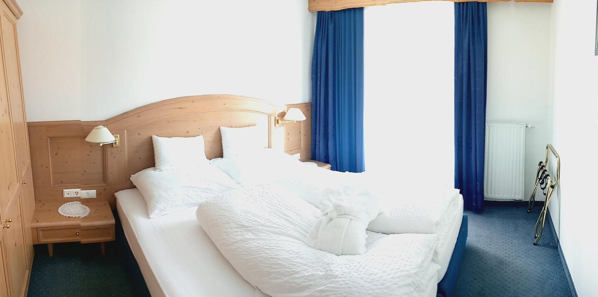 Hotel Garni Alpenruh-Micheluzzi ザーファウス エクステリア 写真